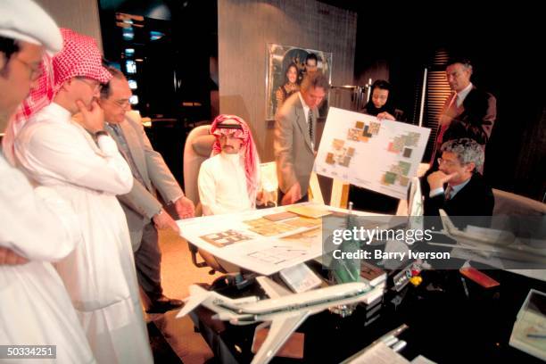 Billionaire investor Saudi Prince Alwaleed in late night mtg. At his palace w. Potential contractors for his Kingdom Holding Co. Academy.