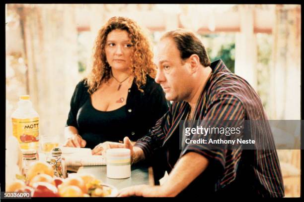 Actors Aida Turturro and James Gandolfini during a scene from 'The Sopranos', circa 2000.