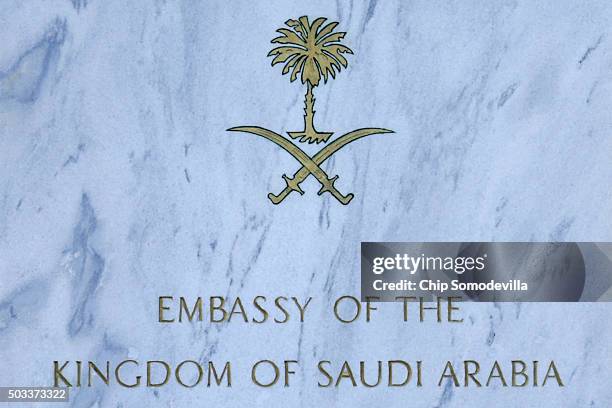 Saudi Consulate Embassy Of Saudi Arabia Photos and Premium High Res Pictures - Getty Images