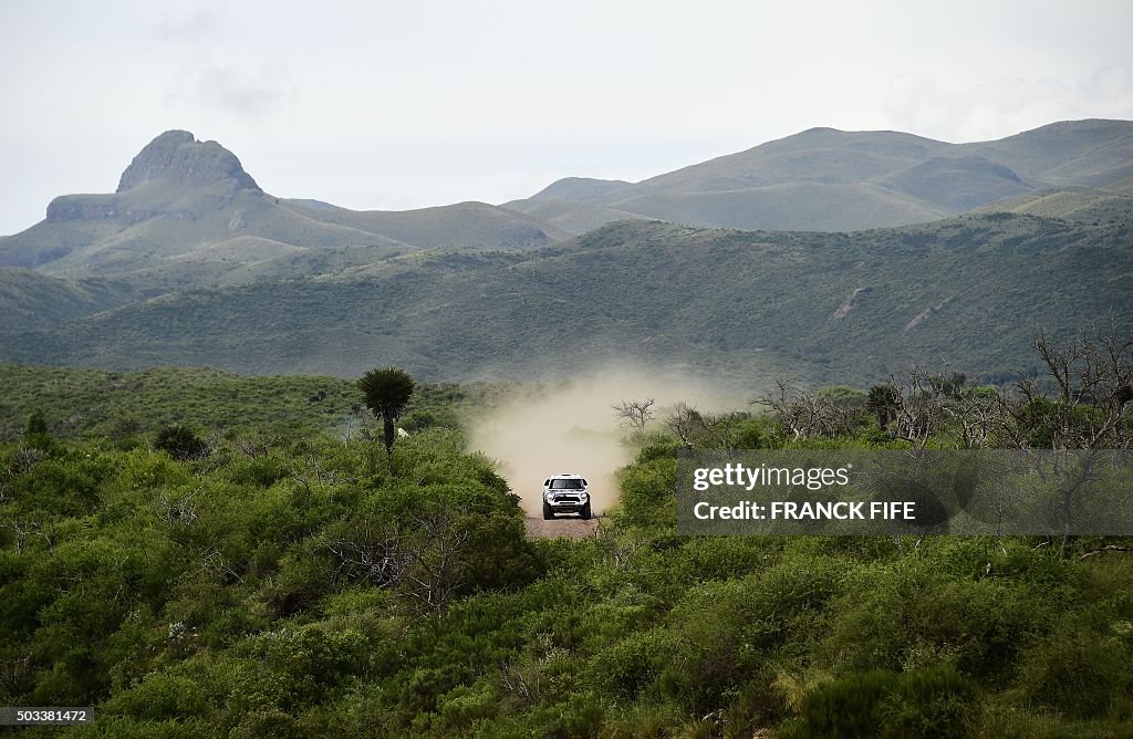 TOPSHOT-AUTO-MOTO-RALLY-DAKAR-STAGE2