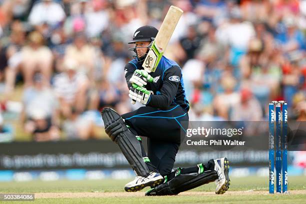 Martin Guptill of New Zealand bats during game five of the One Day International series between New Zealand and Sri Lanka at Bay Oval on January 5,...