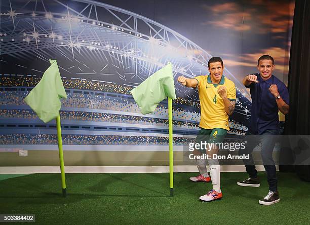 Tim Cahill poses with his wax figure at Madame Tussauds Sydney on January 5, 2016 in Sydney, Australia.