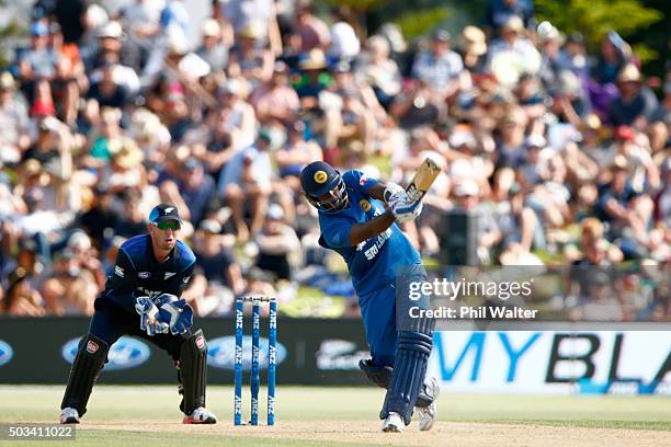 Angelo Mathews of Sri Lanka bats during game five of the One Day International series between New Zealand and Sri Lanka at Bay Oval on January 5,...