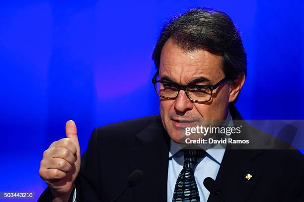 Acting President of Catalonia Artur Mas speaks during a press conference on January 5, 2016 in Barcelona, Spain. After months of negotiations, the...