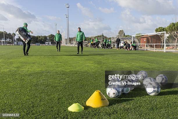 Trainingskamp, FC Groningen, Spanje, trainingsveld, assistent-trainer Marcel Groninger of FC Groningen, assistent-trainer Dick Lukkien of FC...