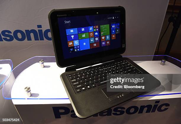 Fz Computer 61 Panasonic Toughpad Stock Photos, High-Res Pictures, and Images ...