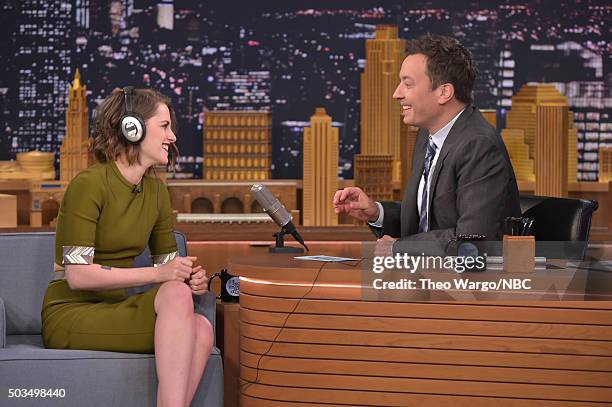 Kristen Stewart Visits "The Tonight Show Starring Jimmy Fallon" at Rockefeller Center on November 24, 2015 in New York City.