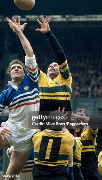 Donal Lenihan of Ireland and Andy Haden of New Zealand in lineout action during the Five Nations XV v Overseas Union XV rugby union match at...