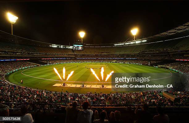 General view of play during the Big Bash League match between the Melbourne Stars and the Hobart Hurricanes at Melbourne Cricket Ground on January 6,...