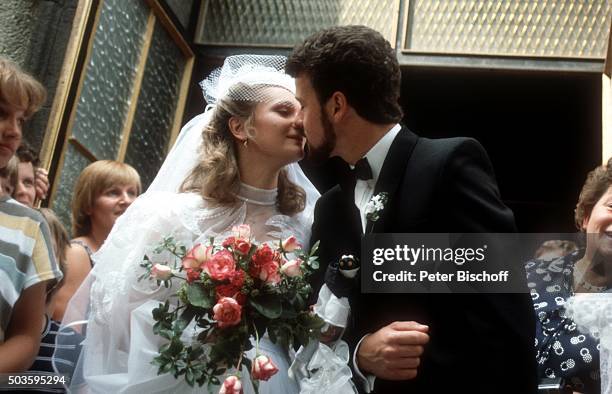 "Nicole, Ehemann Winfried Seibert, Hochzeit am in Neunkirchen / Saarland, Deutschland. "