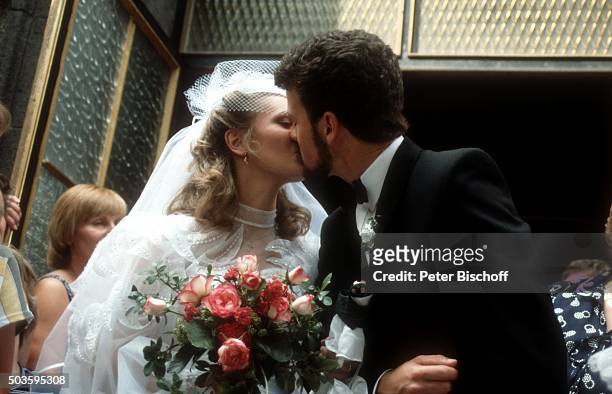 "Nicole, Ehemann Winfried Seibert, Hochzeit am in Neunkirchen / Saarland, Deutschland. "
