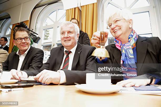 Bavarian Governor and Chairman of the Bavarian Christian Democrats Horst Seehofer , German minister Gerd Mueller and CSU faction leader Gerda...