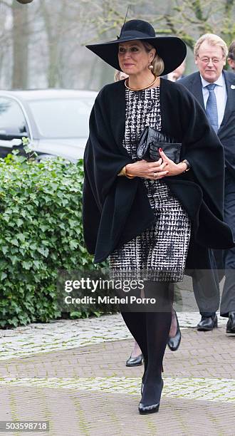 Queen Maxima of The Netherlands arrives to attend the award ceremony for the Tuinbouw Ondernemersprijs 2016 at the Keukenhof flower show on January...