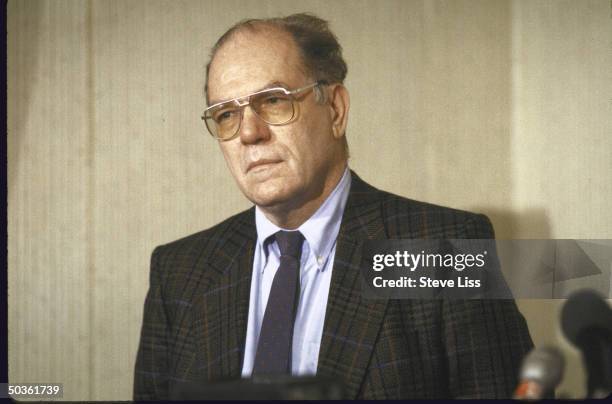 Right-wing politician Lyndon H. LaRouche attending a press conference.