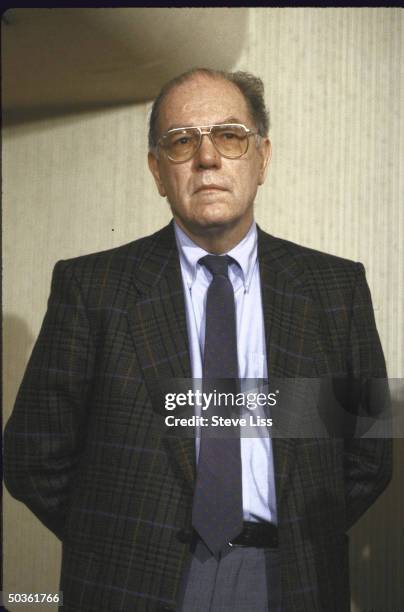 Right-wing politician Lyndon H. LaRouche attending a press conference.