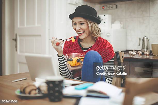 having breakfast at home - hipster candid stock pictures, royalty-free photos & images