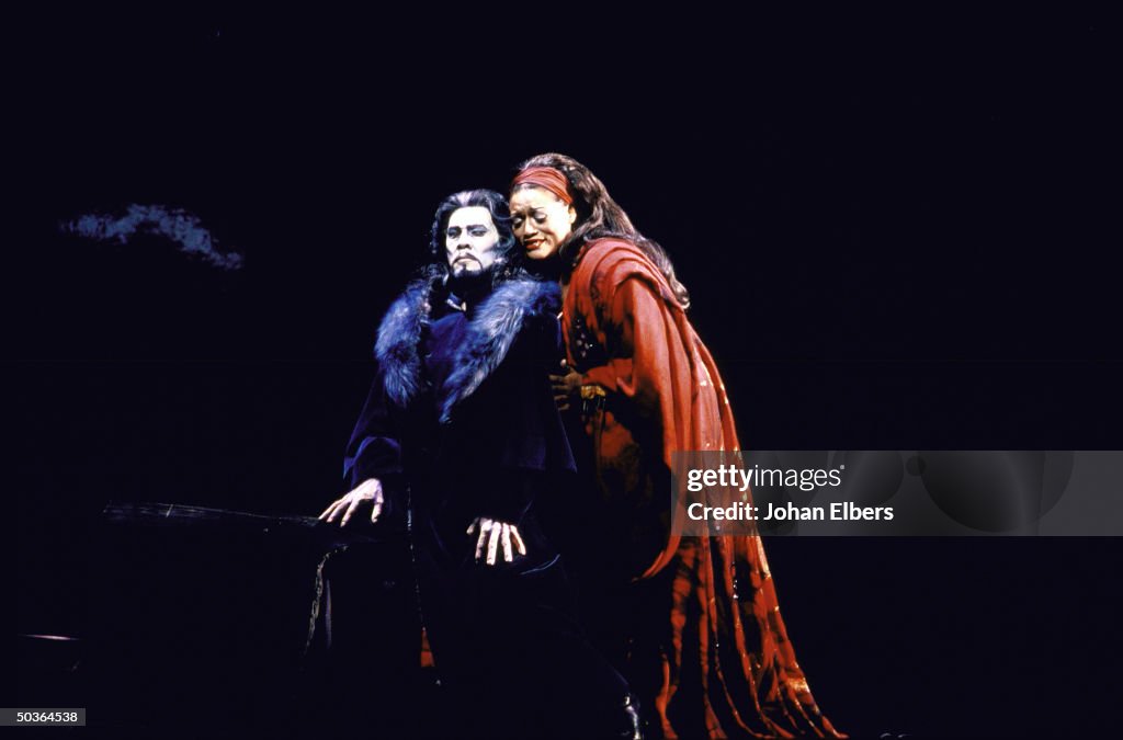 Jjj Sam Ramy Soprano Jessye Norman as Judith & basso Samuel Ramey as Bluebeard in ...