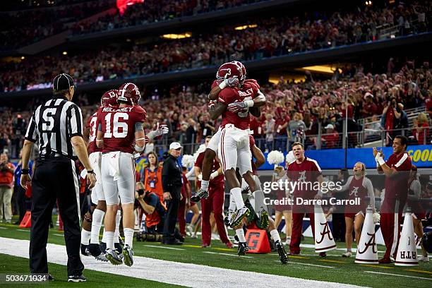 Cotton Bowl: Rear view of Alabama Calvin Ridley victorious during game vs Michigan State during College Football Playoff Semifinal at AT&T Stadium....