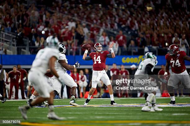 Cotton Bowl: Alabama QB Jake Coker in action, passing vs Michigan State during College Football Playoff Semifinal at AT&T Stadium. Arlington, TX...