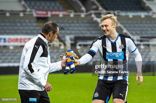 Ben Pollock Shell Ben Pollock Photos and Premium High Res Pictures - Getty Images