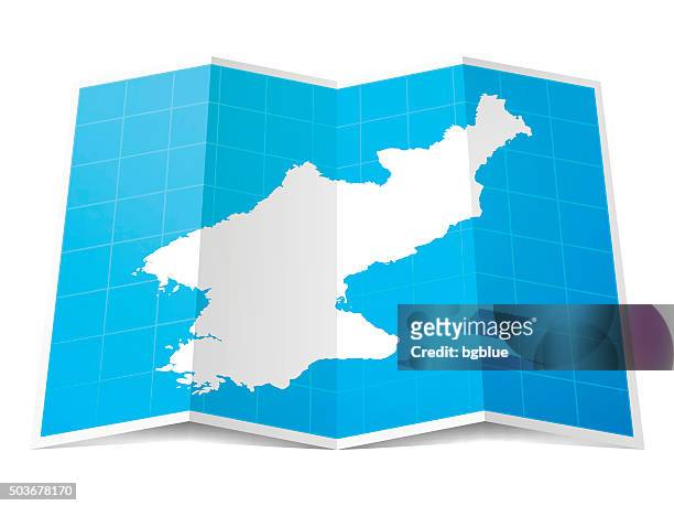 korea north karte gefalteten, isolierten auf weißen hintergrund - north korea stock-grafiken, -clipart, -cartoons und -symbole