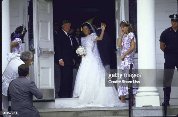 126 fotos e imágenes de Caroline Kennedy Wedding - Getty Images 126 fotos e imágenes de Caroline Kennedy Wedding - Getty Images