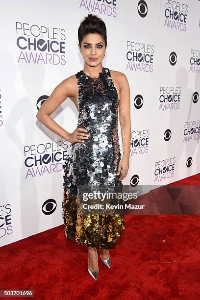 Actress Priyanka Chopra attends the People's Choice Awards 2016 at Microsoft Theater on January 6, 2016 in Los Angeles, California.