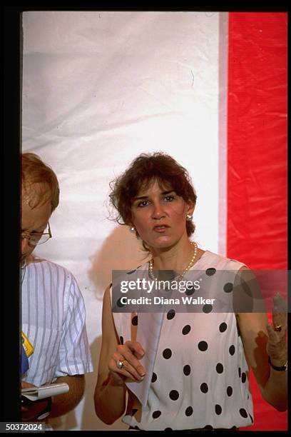Pres. Bush's campaign field manager Mary Matalin speaking to press during Bush Octorberfest campaign event.