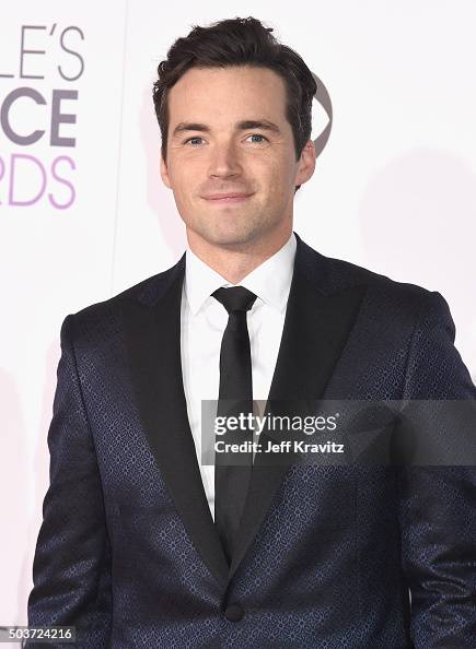 Actor Ian Harding attends the People's Choice Awards 2016 at... News ...
