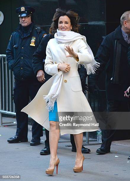 Actress Felicity Huffman tapes an interview at 'Good Morning America' at the ABC Times Square Studios on January 6, 2016 in New York City.