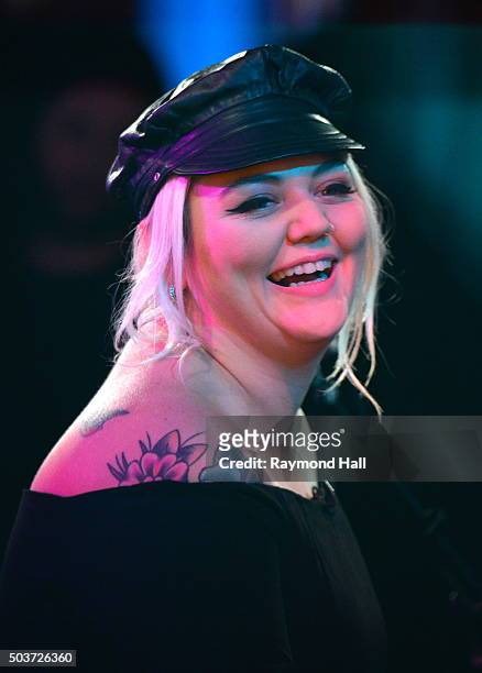 Singer Elle King performs at the 'Good Morning America' taping at the ABC Times Square Studios on January 6, 2016 in New York City.