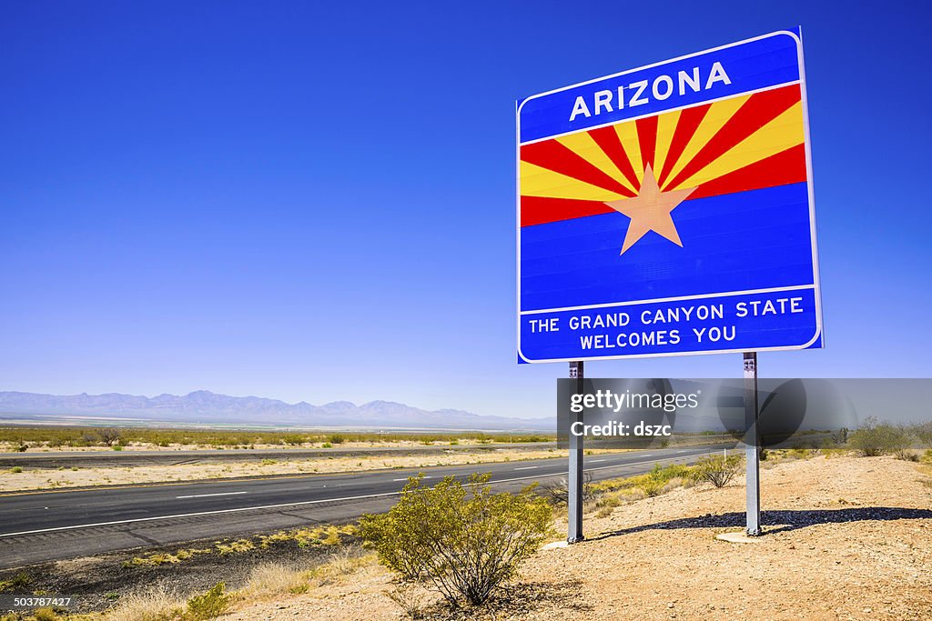 State Line Welcomesign Arizona State Line Welcome Sign Highway Desert Mountains Sky High-Res ...