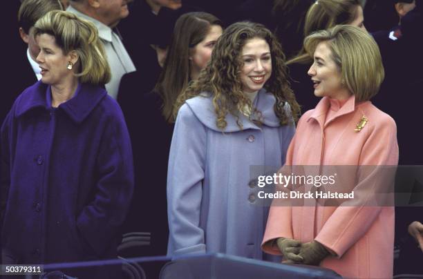 Chelsea Clinton Inauguration Us Inaugural Tipper Chelsea Photos and Premium High Res Pictures ...