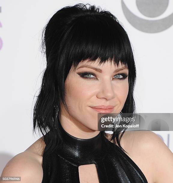 Singer Carly Rae Jepsen arrives at People's Choice Awards 2016 at Microsoft Theater on January 6, 2016 in Los Angeles, California.