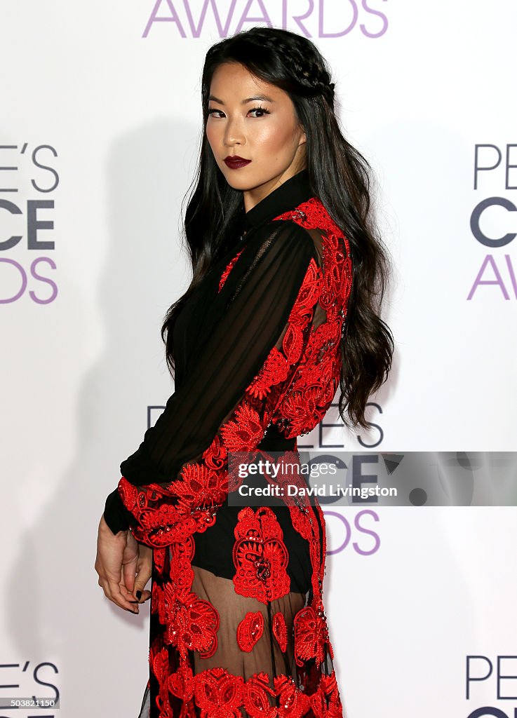 People's Choice Awards 2016 - Arrivals