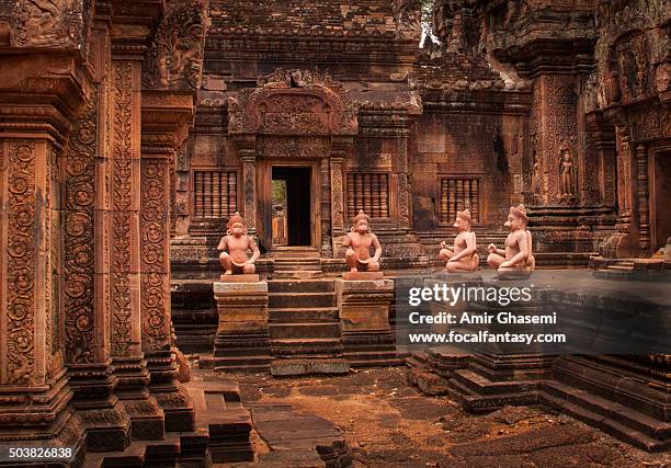 banteay srei temple - banteay srei - fotografias e filmes do acervo