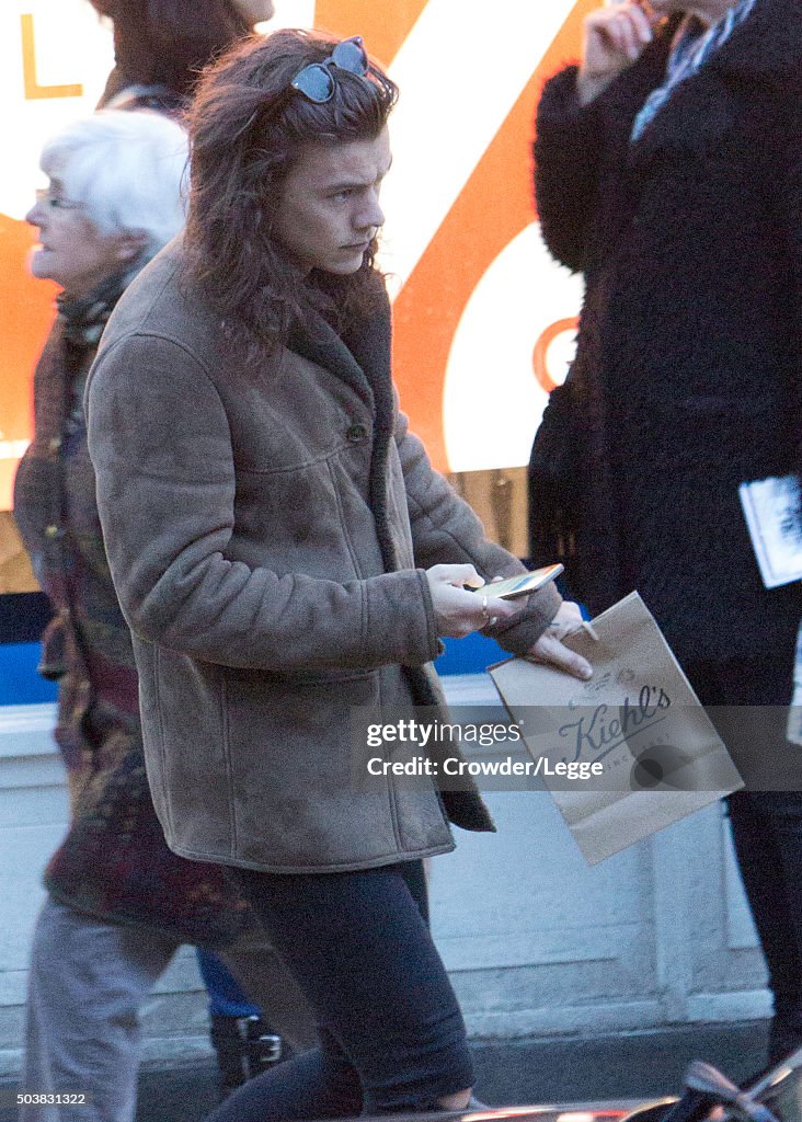 Harry Styles Sighting - January 06, 2015