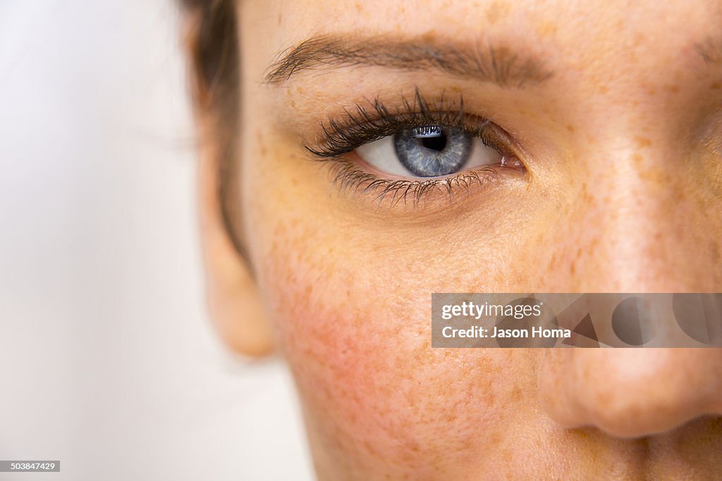 Close up of Caucasian woman's eye