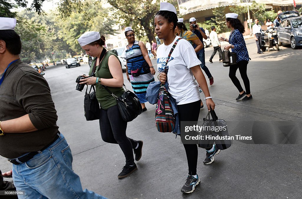 USA Students Spend Day As Mumbai Dabbawalas