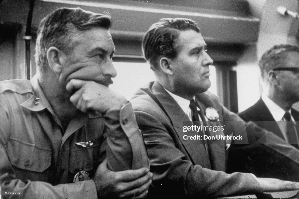 Wernher Von Braun;John B. Medaris
