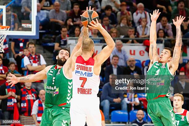 Vassilis Spanoulis, #7 of Olympiacos Piraeus in action during the Turkish Airlines Euroleague Basketball Top 16 Round 2 game between Laboral Kutxa...