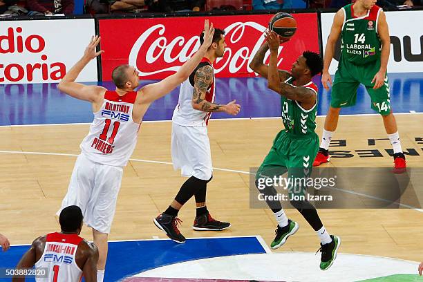 Darius Adams, #20 of Laboral Kutxa Vitoria Gasteiz in action during the Turkish Airlines Euroleague Basketball Top 16 Round 2 game between Laboral...