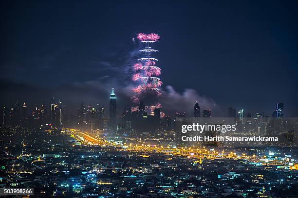 dubai - burj khalifa stock-fotos und bilder