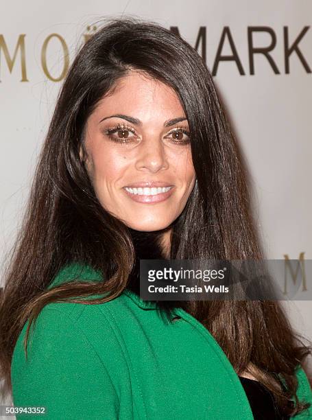 Actress Lindsay Hartley arrives at the Mark Zunino Atelier opening at Mark Zunino Atelier on January 7, 2016 in Beverly Hills, California.