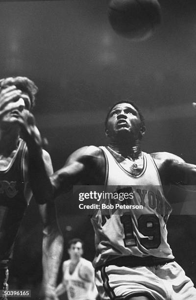 Action shot with Knicks playerWillis Reed , during game aganist the Lakers.