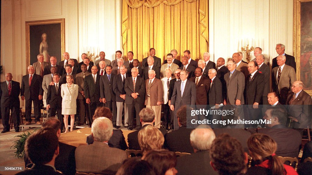 Rollie Fingers;Phil Rizzuto;Orlando Cepeda;Sandy Koufax;Tom Seaver;Earl Weaver;Red Schoendienst;Tommy Lasorda;Whitey Ford;Joe Morgan;Dave Winfield;Kirby Puckett;Nolan Ryan;Johnny Bench;Billy Williams;Tony Perez;Jim Palmer;You;Hank Aaron