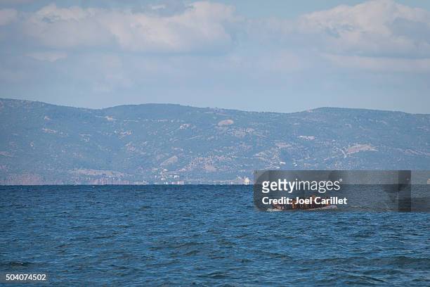 europe migrant crisis - rubber boat stock pictures, royalty-free photos & images