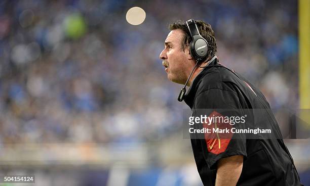 San Francisco 49ers Head Coach Jim Tomsula yells onto the field during the game against the Detroit Lions at Ford Field on December 27, 2015 in...