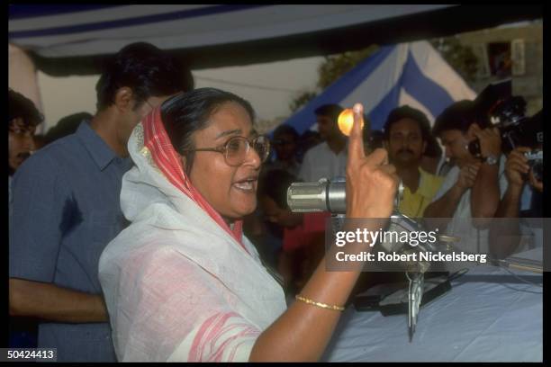 Awami League ldr. Sheik Hasina Wazed on stump, addressing election campaign rally.