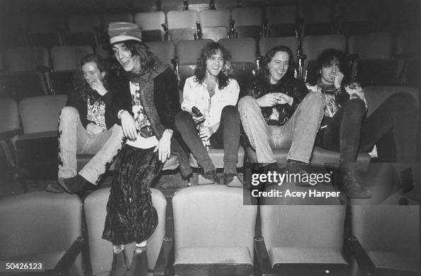 Johnny Colt;Chris Robinson;Rich Robinson;Steve Gorman;Jeff Cease Johnny Colt;Chris Robinson;Rich Robinson;Steve Gorman;Jeff Cease